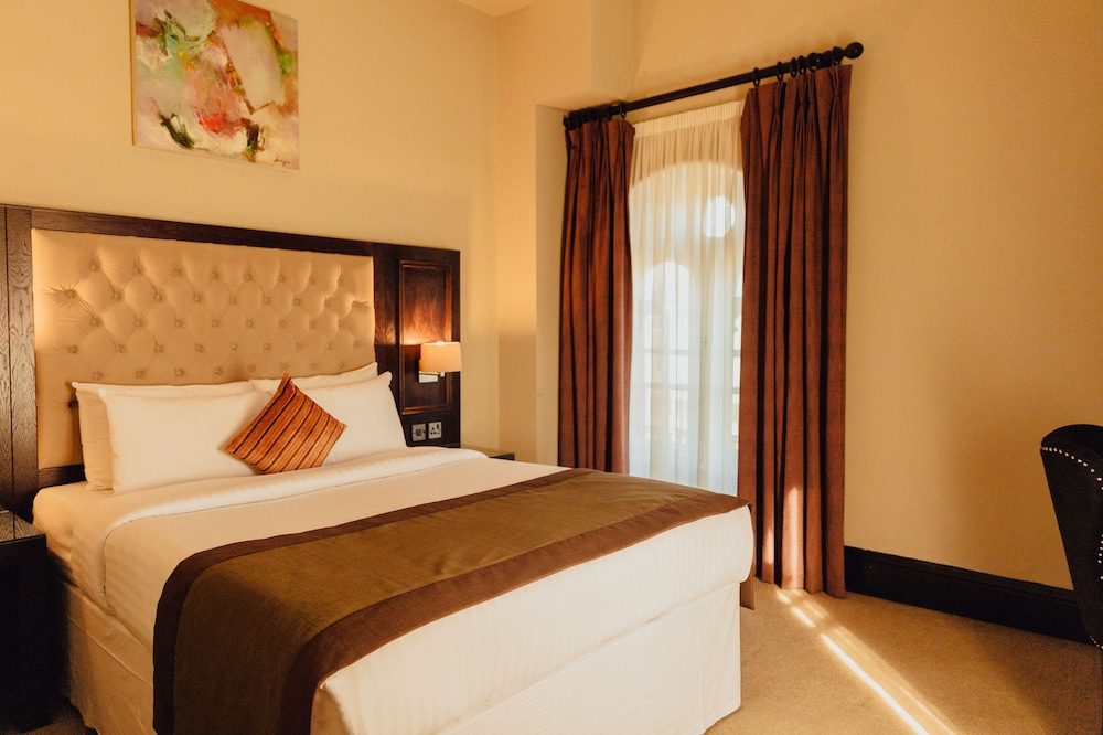 EXECUTIVE ROOM photo 2