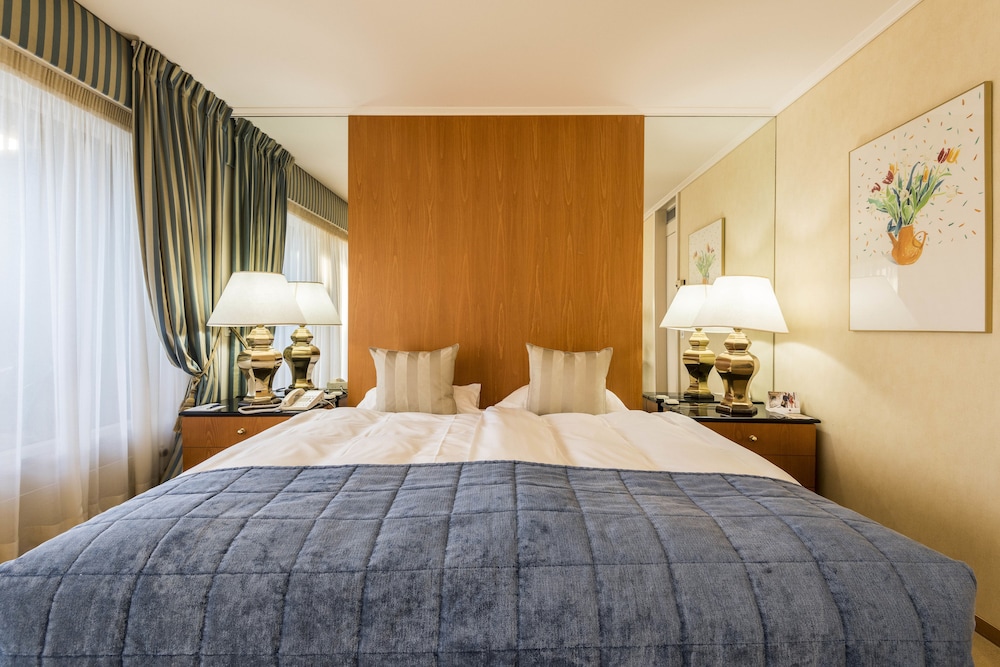 Deluxe Double or Twin Room, Balcony, Lakeside - Photo 4