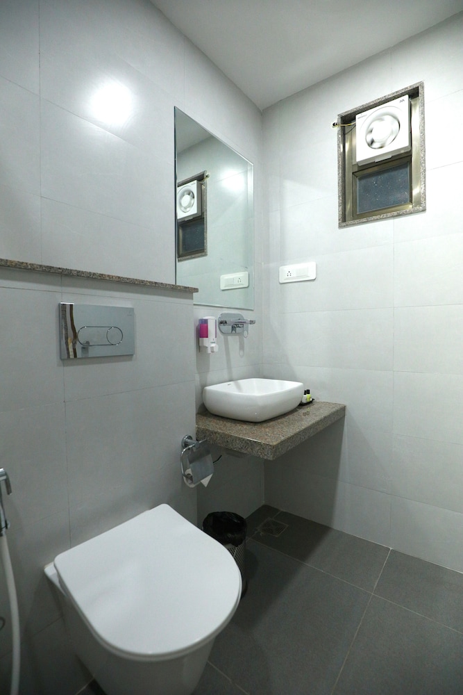 Superior Sea View Room - Photo 3