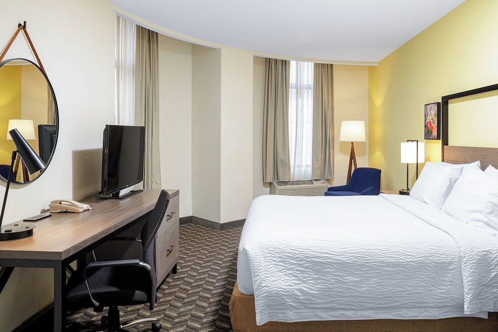 Suite, 1 Bedroom, Corner photo 2