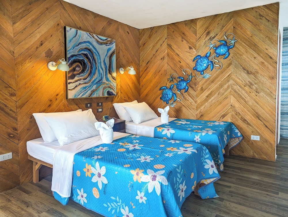 Superior Twin Room, 2 Twin Beds, Non Smoking, Ocean View photo 2