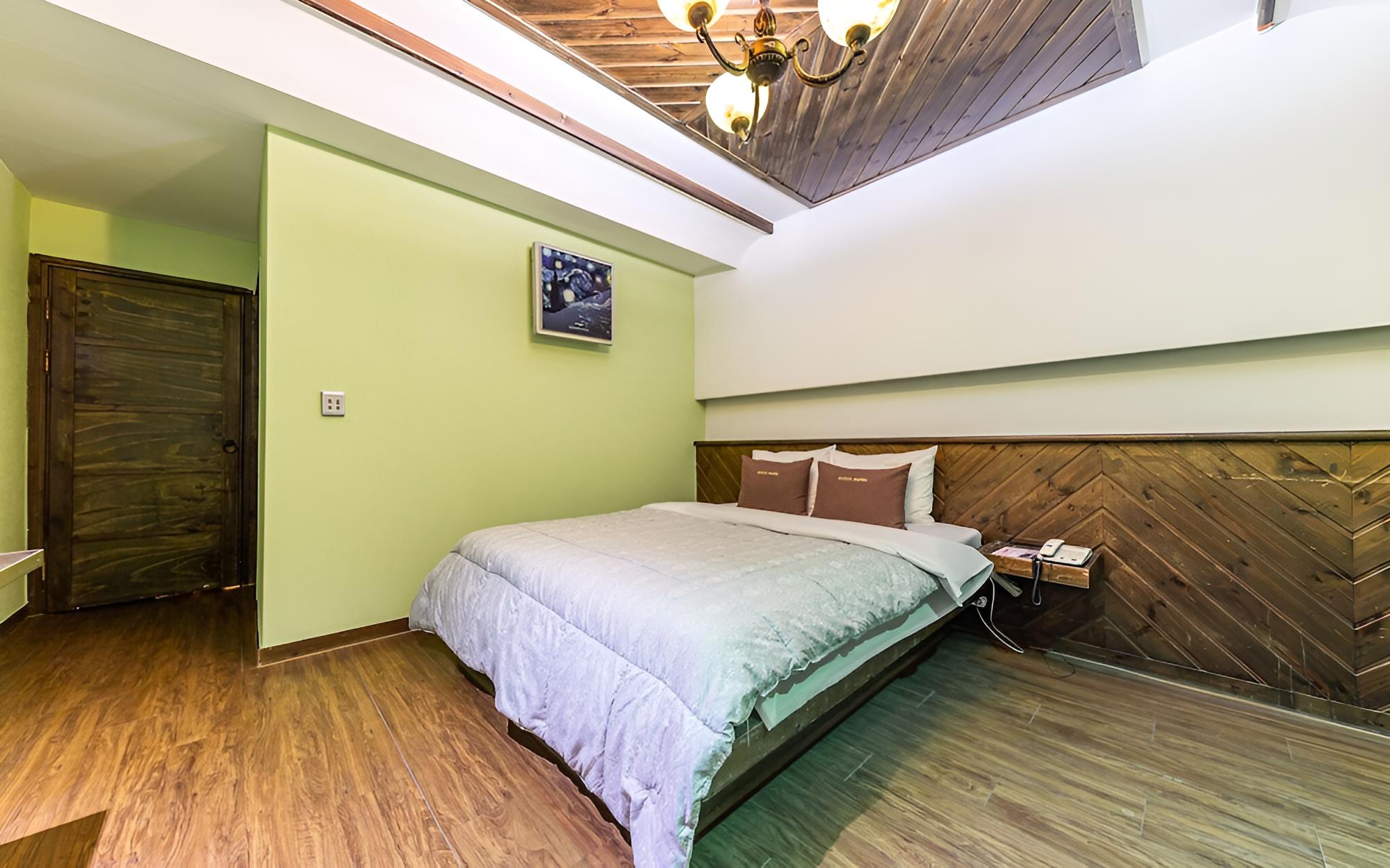 Room (Special Room) - Photo 6