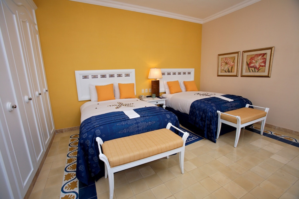 3 Bedroom Villa photo 1