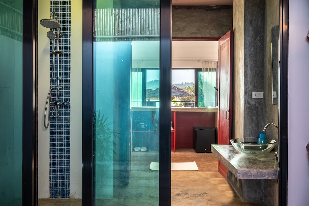 Deluxe Bungalow, 1 Bedroom, Pool View photo 2