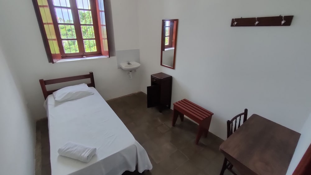 Basic Room, Shared Bathroom photo 1