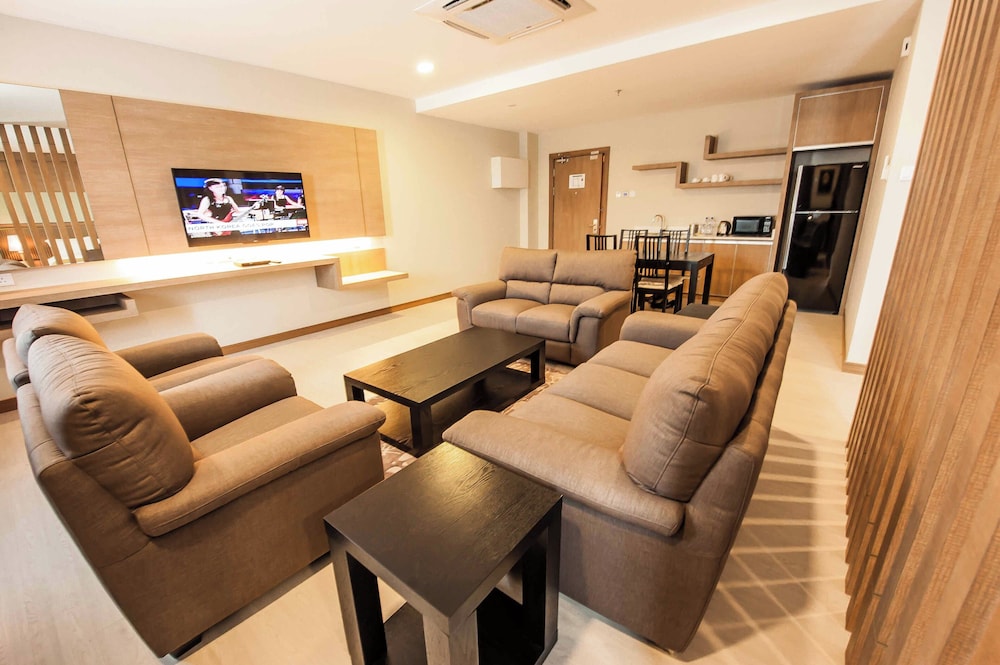 Executive Studio