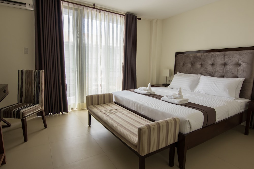 Premier Queen Room photo 1