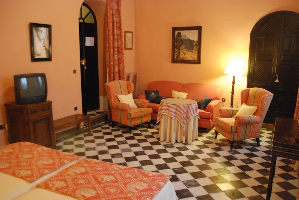 Double Room Single Use, 2 Twin Beds, Private Bathroom