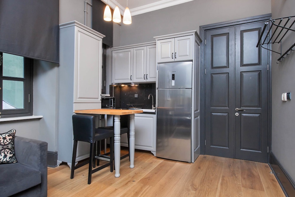 Studio, Kitchen photo 3