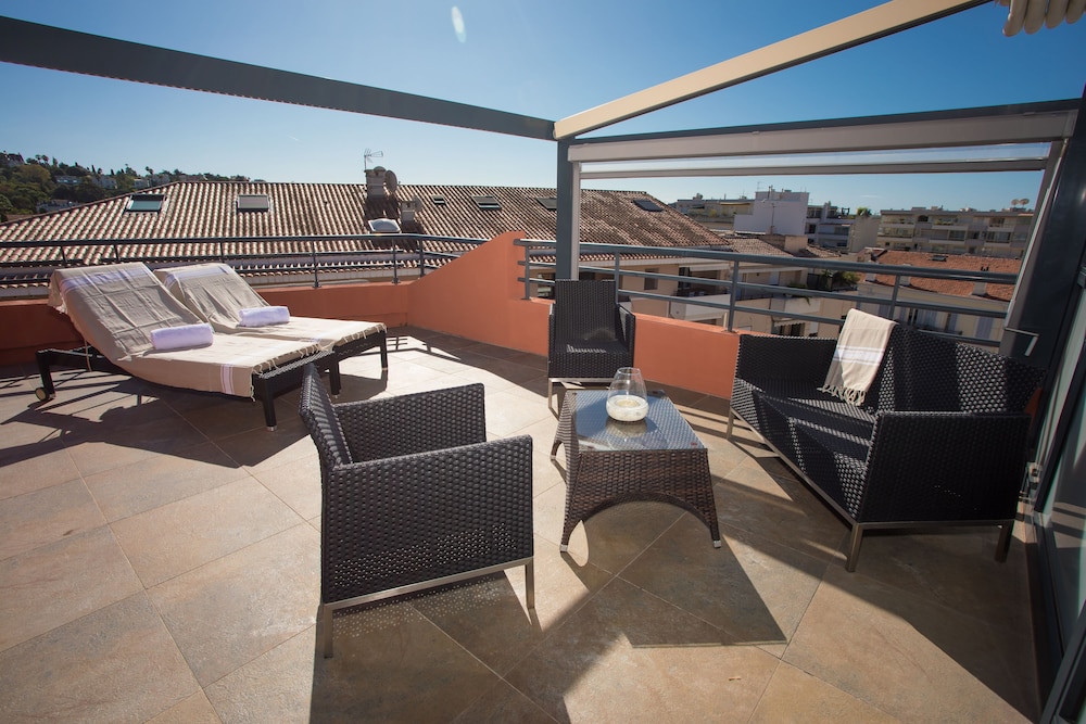 Penthouse thumbnail 5