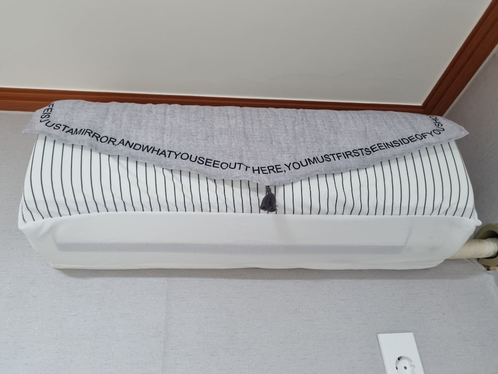 Double Single Room - Photo 5
