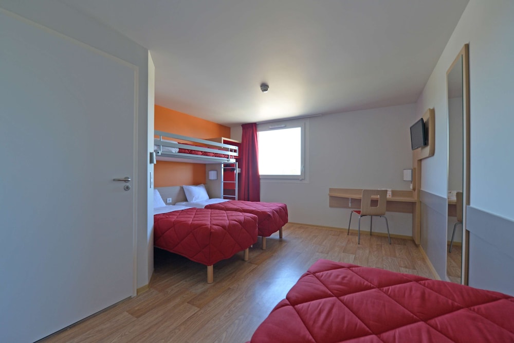 Standard Room, Multiple Beds