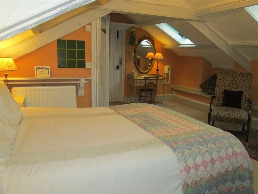 Premium Double Room, Ensuite (West Granary) photo 1