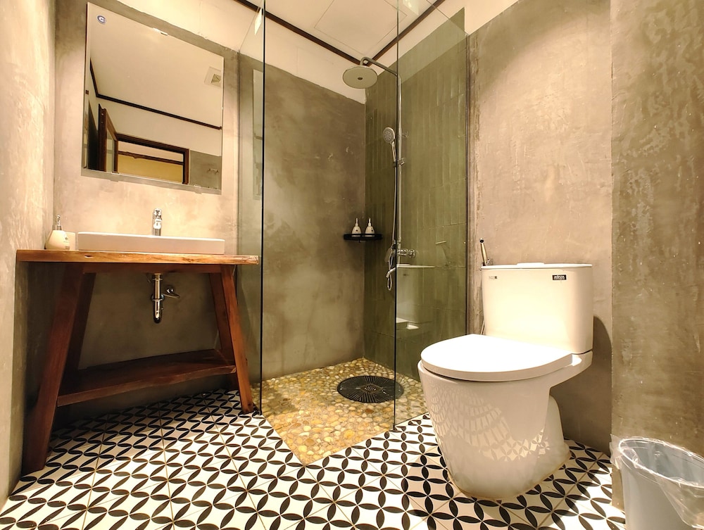 Romantic Double Room, Private Bathroom, Garden View photo 3