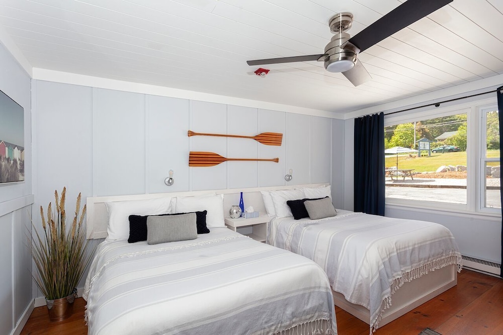 Standard Room, 2 Double Beds, Non Smoking photo 2