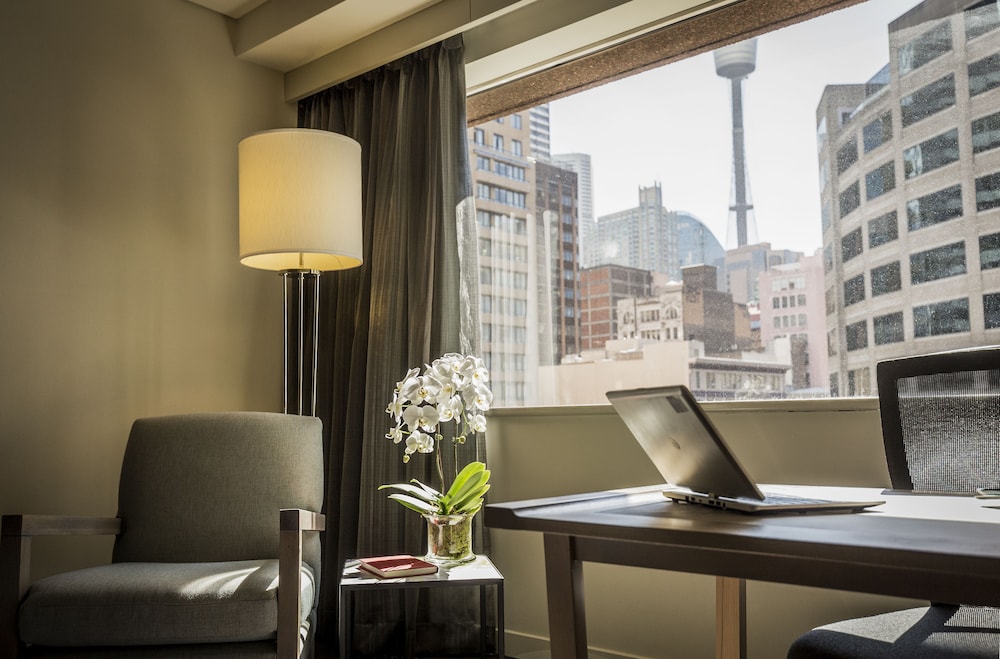 Club Room, Business Lounge Access, Darling Harbour Outlook thumbnail 5