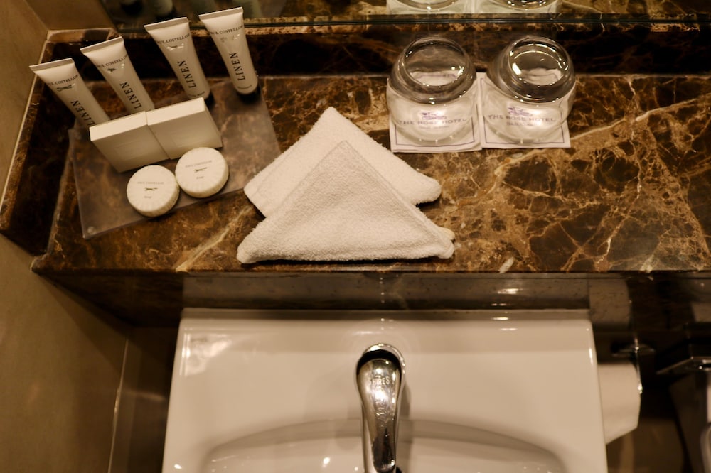 Executive Twin Room - Photo 5