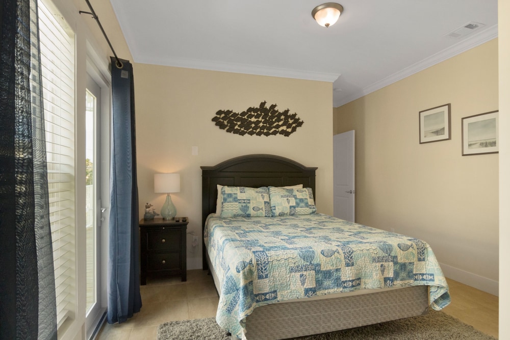 House, 4 Bedrooms, Private Pool (3 Bathrooms - Anchors Away) photo 2
