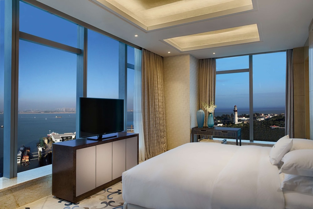 Presidential Suite photo 3