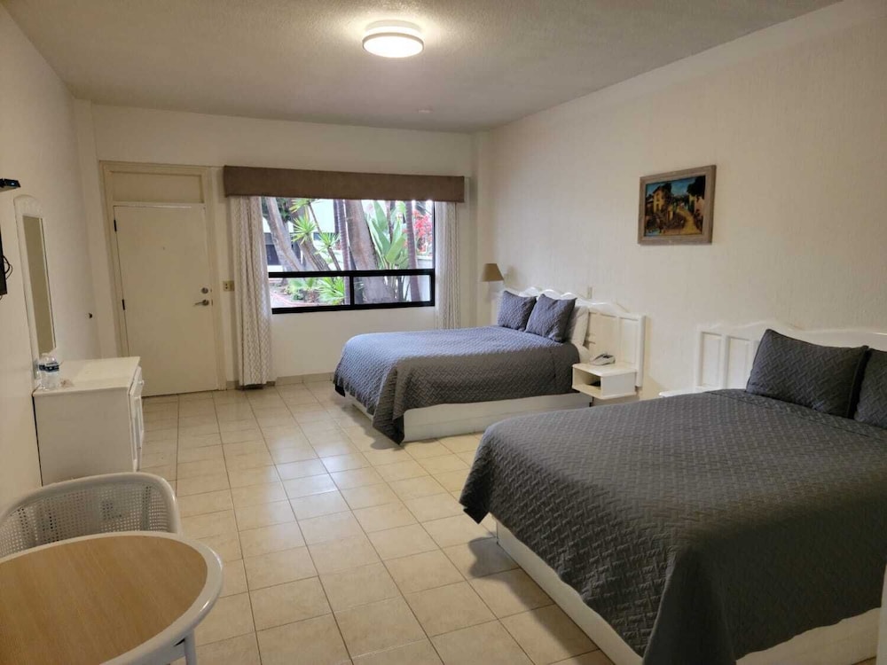 Family Double Room, 2 Double Beds