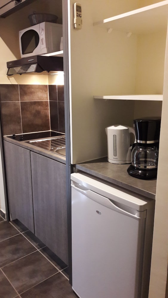 Twin Room, Kitchenette photo 2