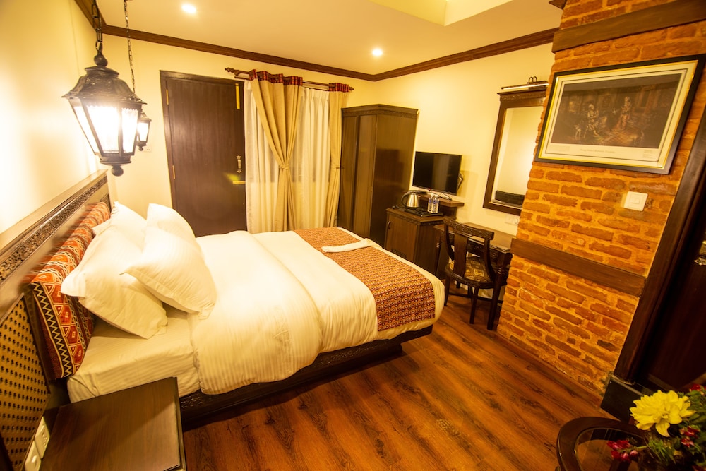 Deluxe Double Or Twin Room - Photo 2