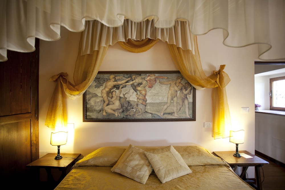 Standard Room photo 1