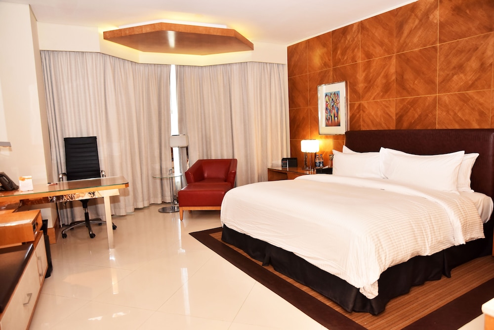 Ambassador Suite photo 1