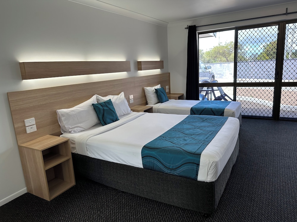 Standard Twin Room, Accessible, Ground Floor photo 3