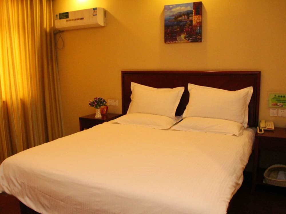 Double Room ,No Window