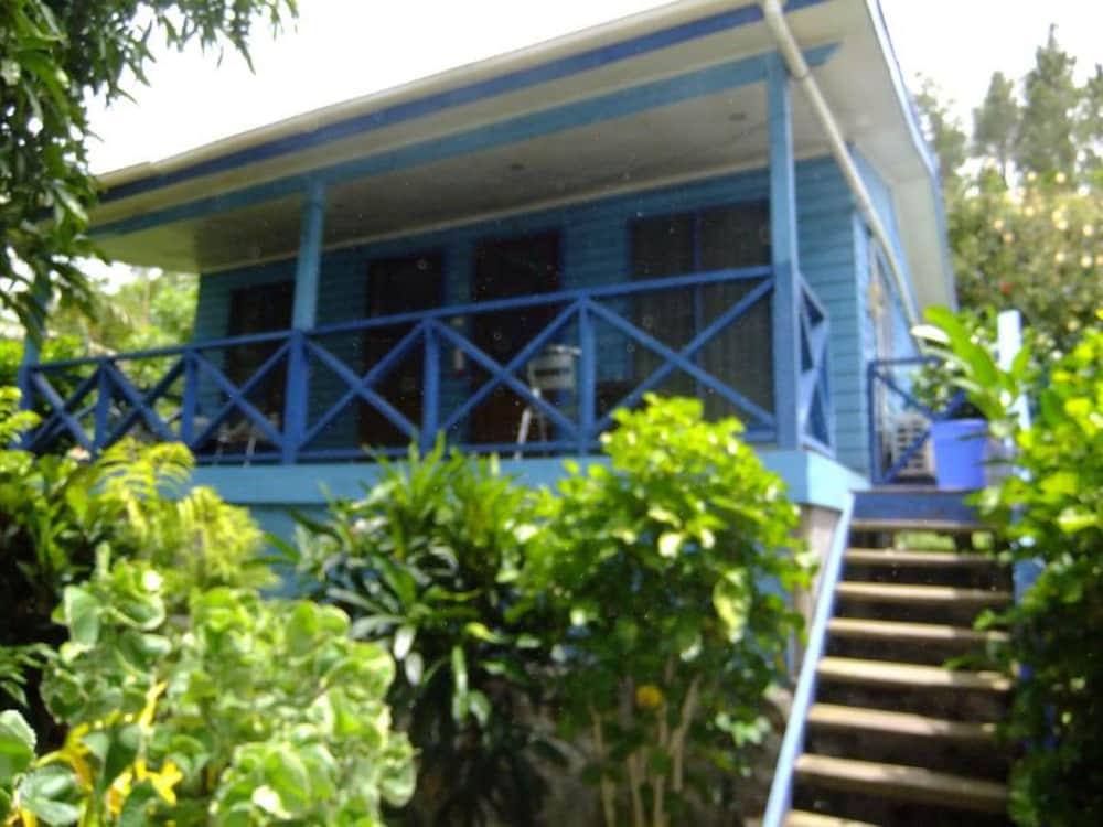 Traditional Triple Room, 1 Bedroom, Terrace, Mountainside photo 2