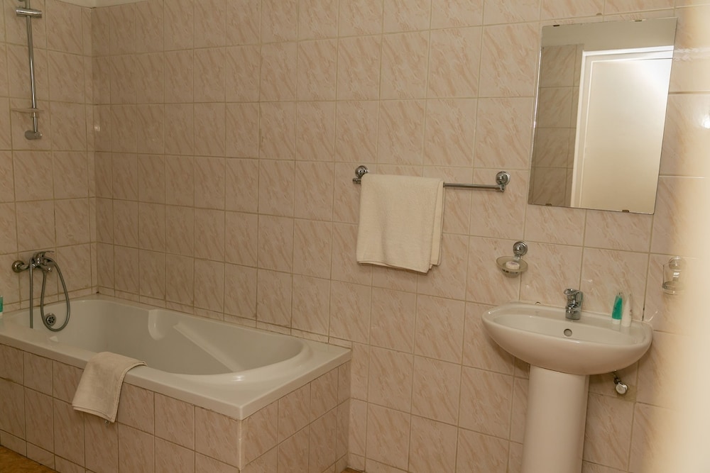 Standard Double Room, 1 Double Bed - Photo 2