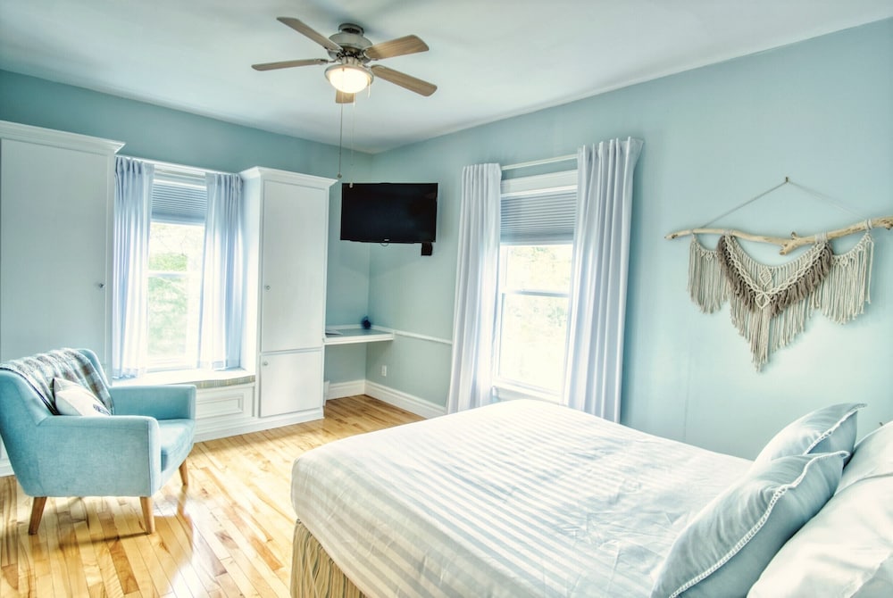 Waterford - Second Floor