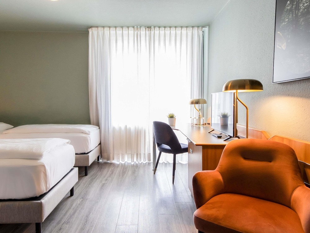 Classic Room, Multiple Beds - Photo 7