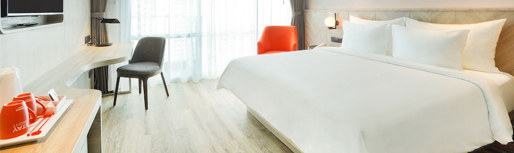 Room (Harris) - Photo 1