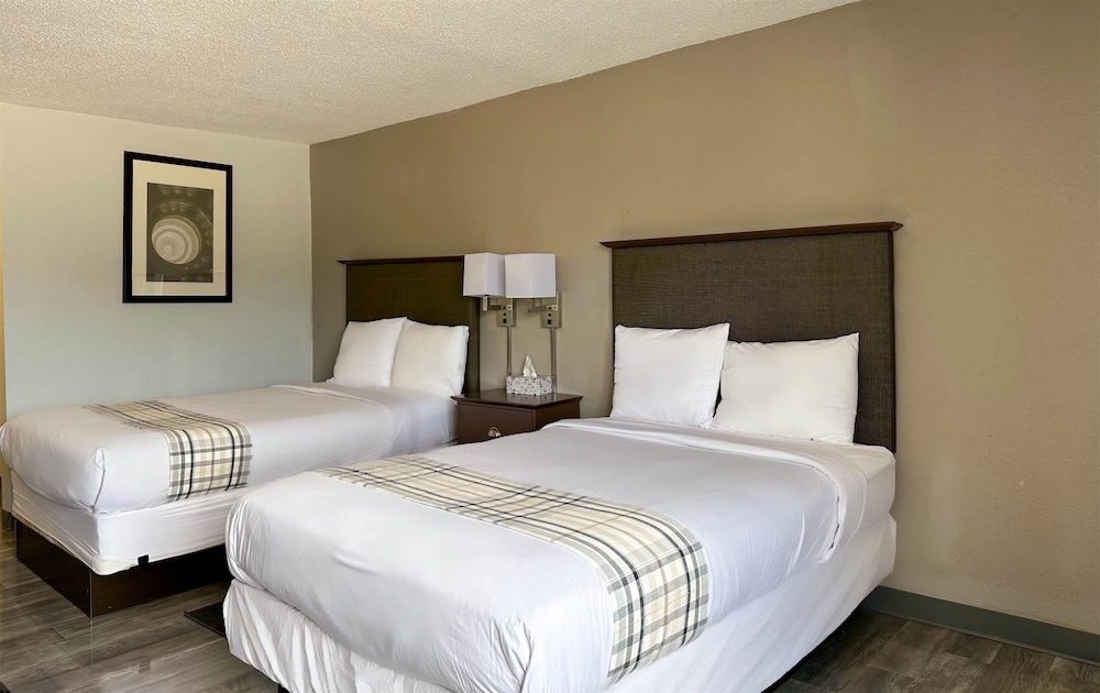 Standard Double Room, 2 Double Beds, Smoking - Photo 3