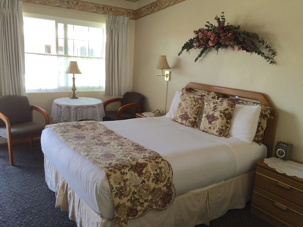 Comfort Room, 1 King Bed photo 1