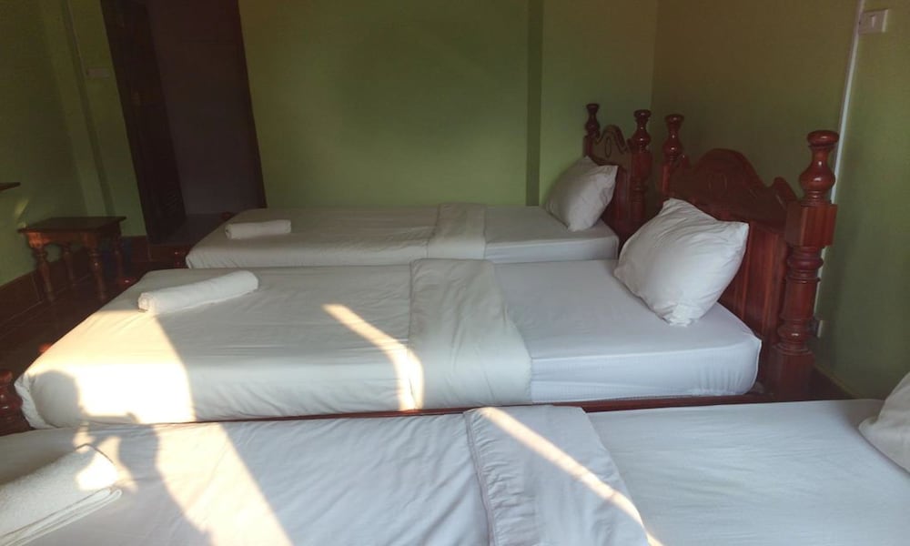 Triple Room No View photo 3