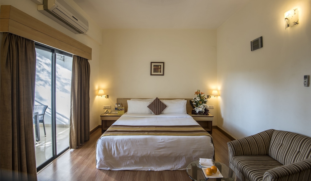 Semi Deluxe Room - Photo 5