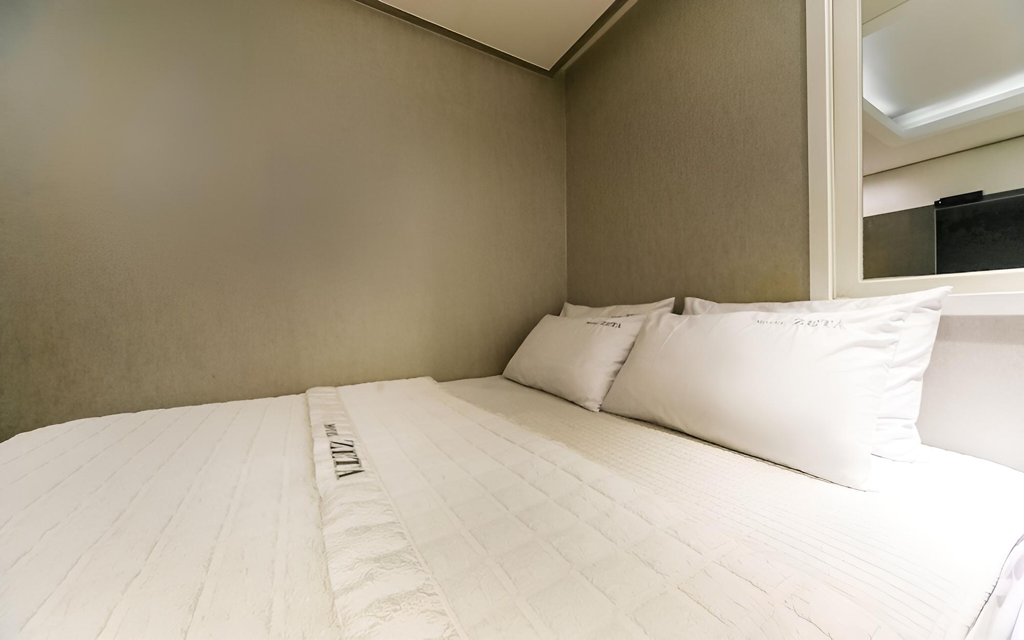 Room (Twin (2 person)) - Photo 2