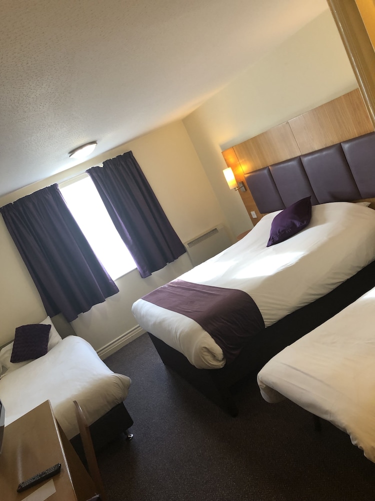 Twin Room, Non Smoking - Photo 3