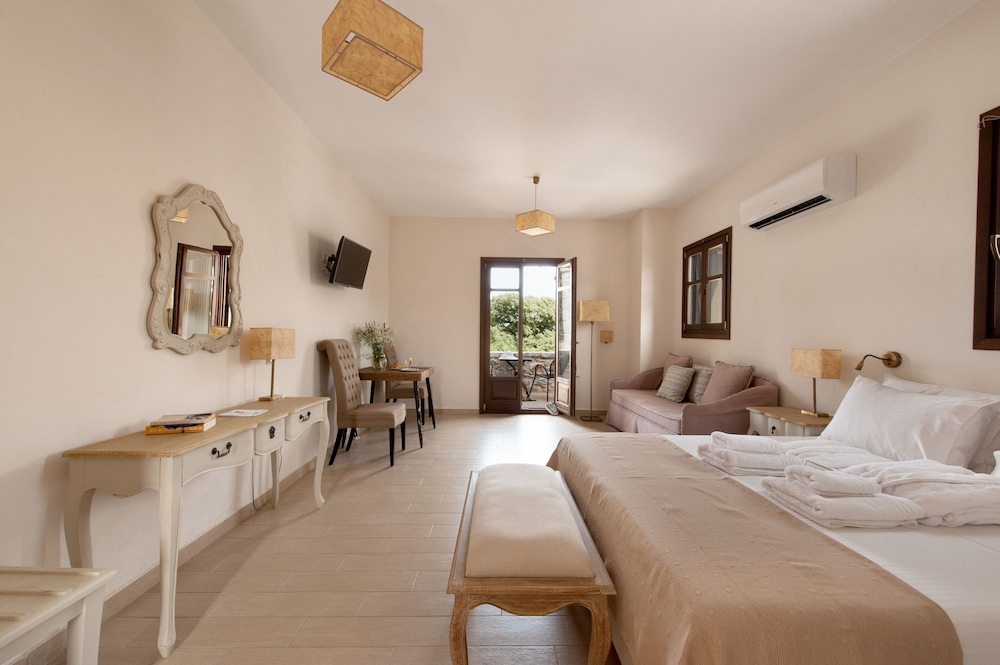 Deluxe Double Room, Terrace, Valley View