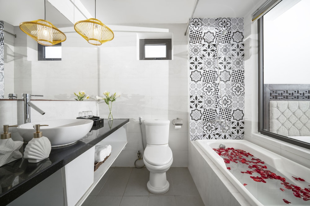 Senior Triple Room