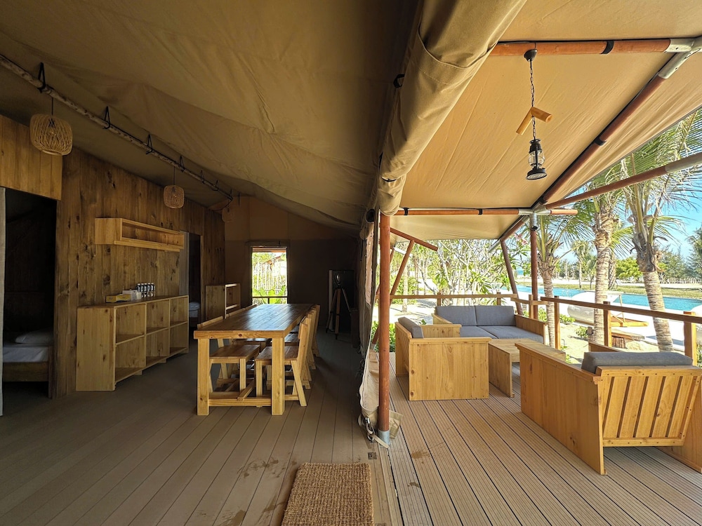 Grateful Tent