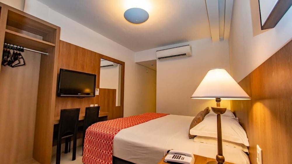 Standard Double or Twin Room - Photo 3
