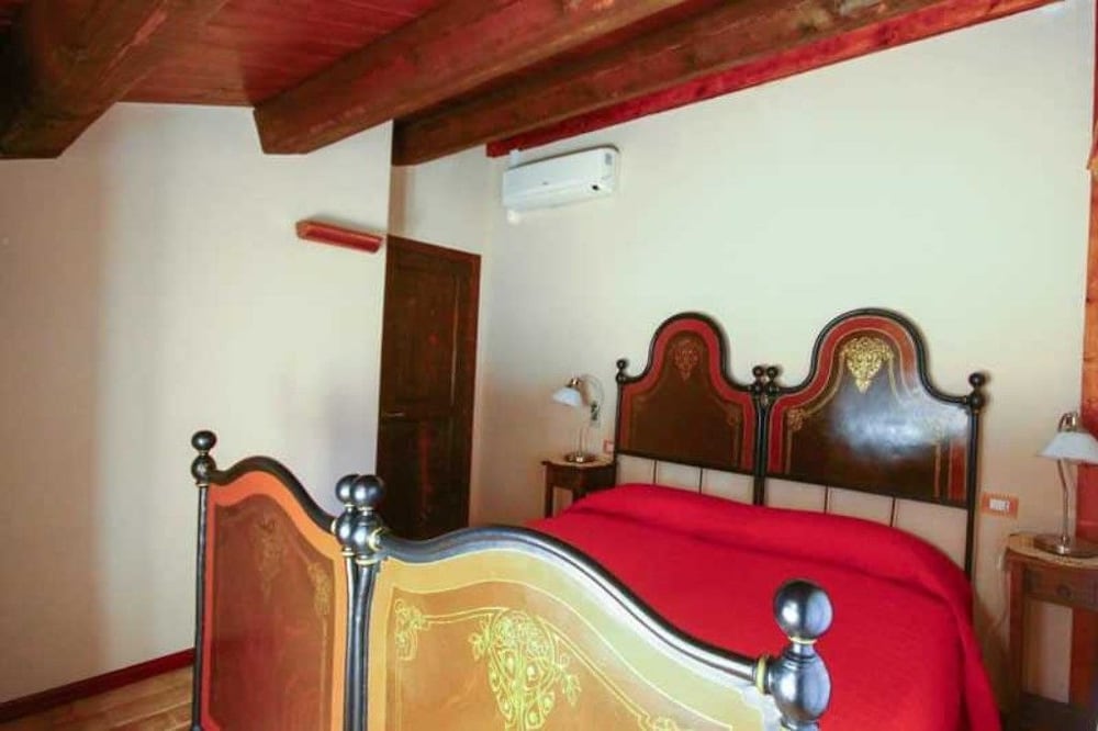 Deluxe Apartment (Rosso)