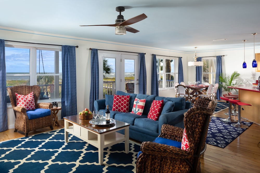 Room (92 Atlantic Suite at Vilano Beach)