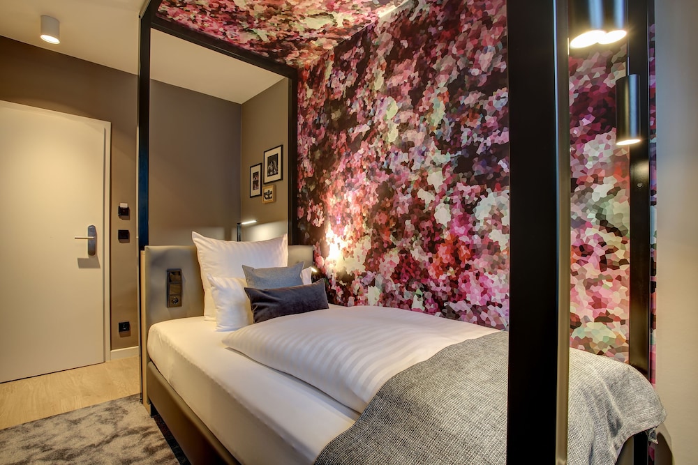 Comfort Room, 1 Twin Bed