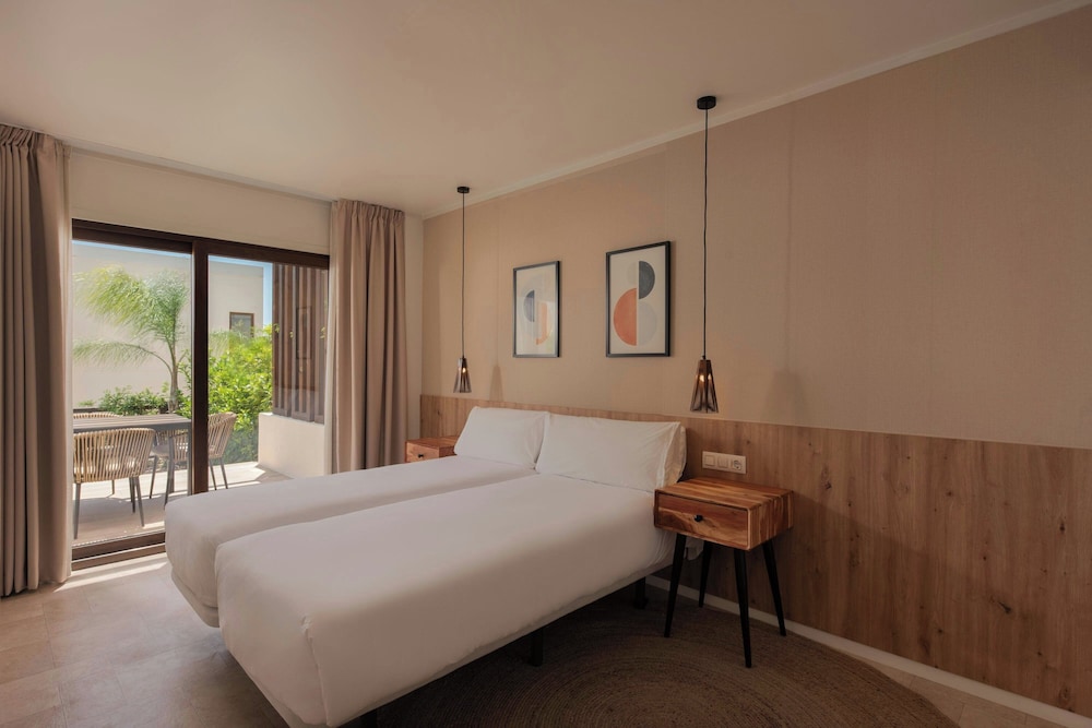 Villa, 2 Bedrooms, Resort View (Balcony) - Photo 4