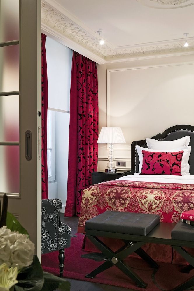 Traditional Suite photo 1